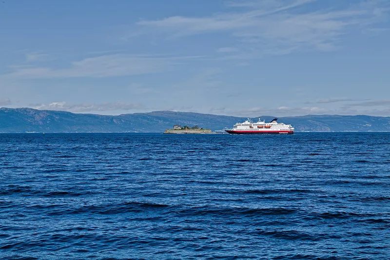Hurtigruten